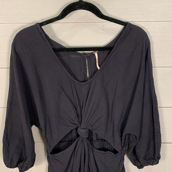 Free People Knotty but Nice black shorts romper billowy size large - Picture 2 of 12